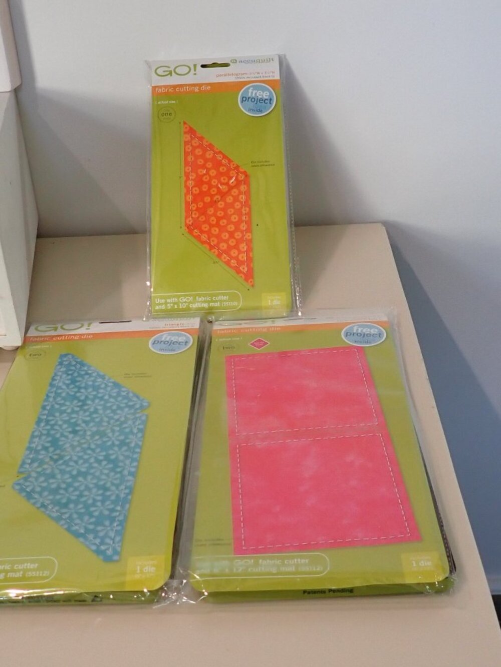 Accuquilt Fabric Cutting Die Lot (55004 Block G /55002 Block D/ 55019 Block F)